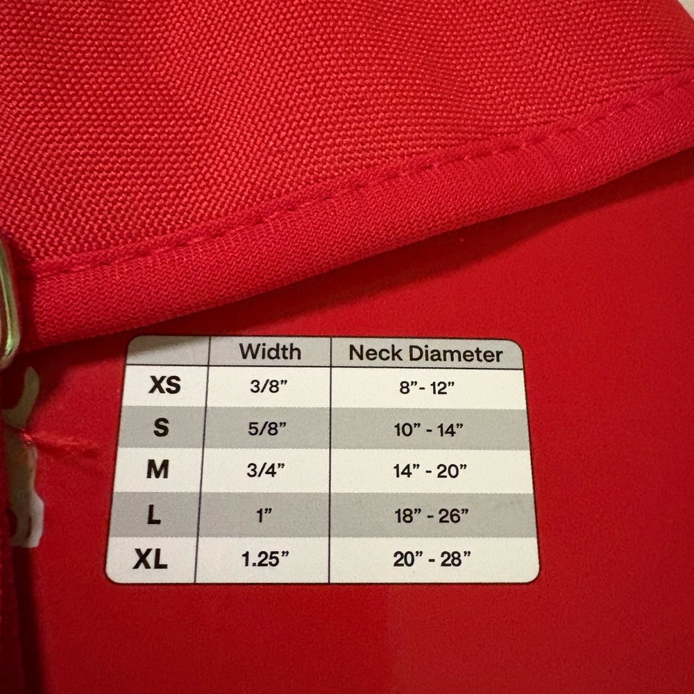 Coleman Red Pet Harness collar and leash size large - Picture 3 of 5